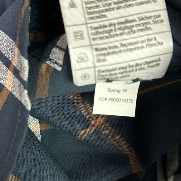 Carhartt Women's Large Fairview Plaid Button Down Shirt - Picture 8 of 10